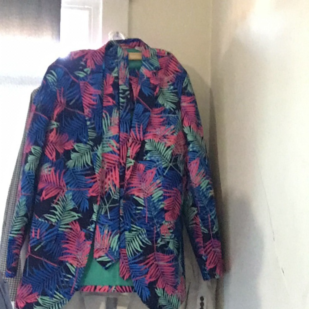 Shinesty full short suit and tie